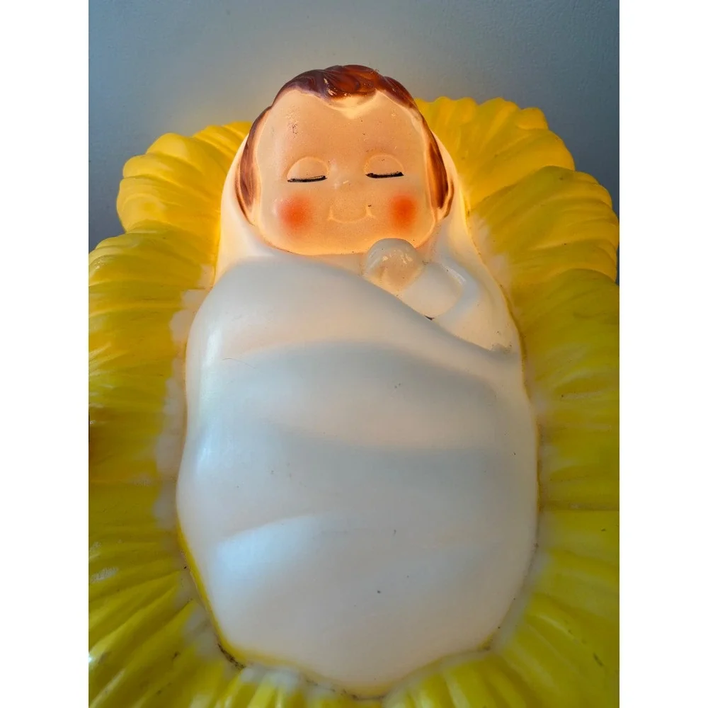 Vintage General Foam Plastics Baby Jesus Manger Blow Mold Christmas Nativity 12